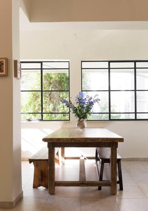 Charming Apartment At Unbeatable Spot Tel Aviv Exterior photo